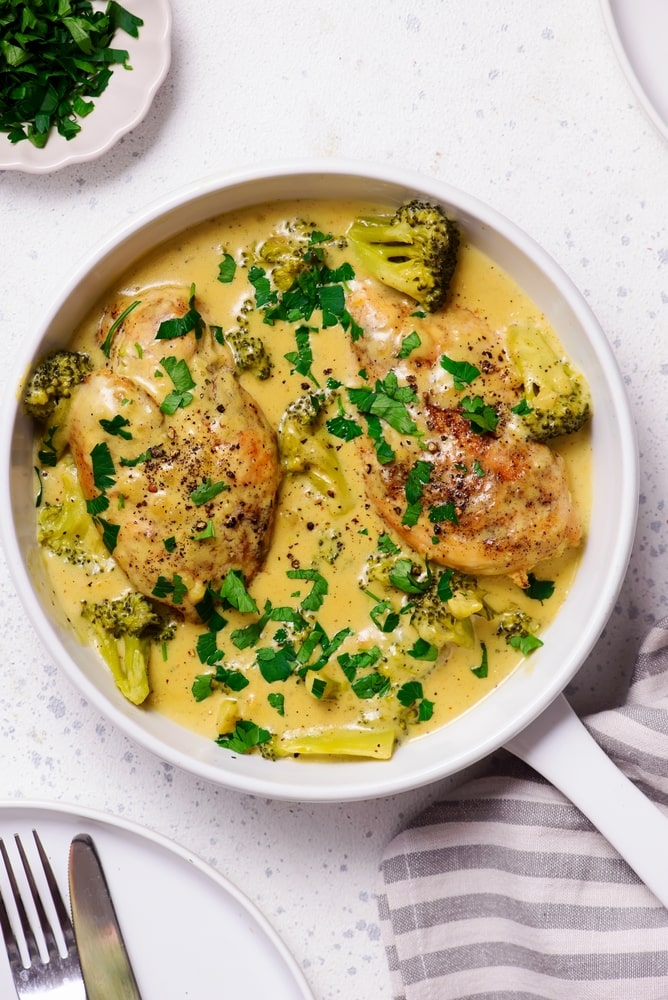 Easy Creamy Garlic Chicken