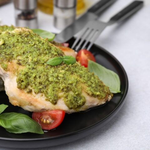 Easy Keto Pesto Chicken