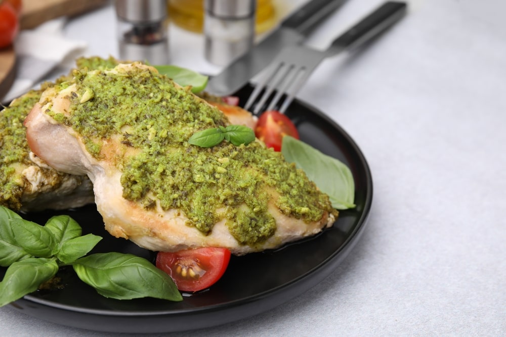 Easy Keto Pesto Chicken