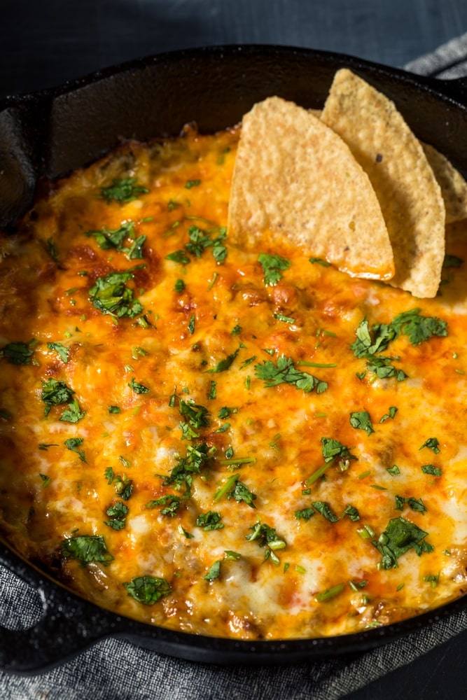 easy baked Queso Chicken