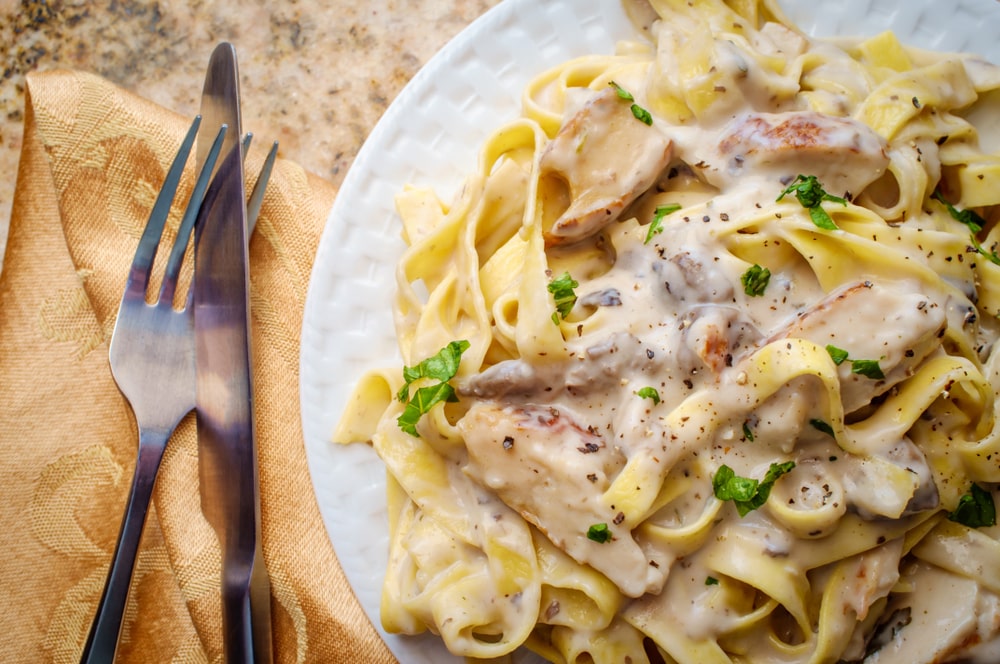 Crockpot Chicken Fettuccine Alfredo