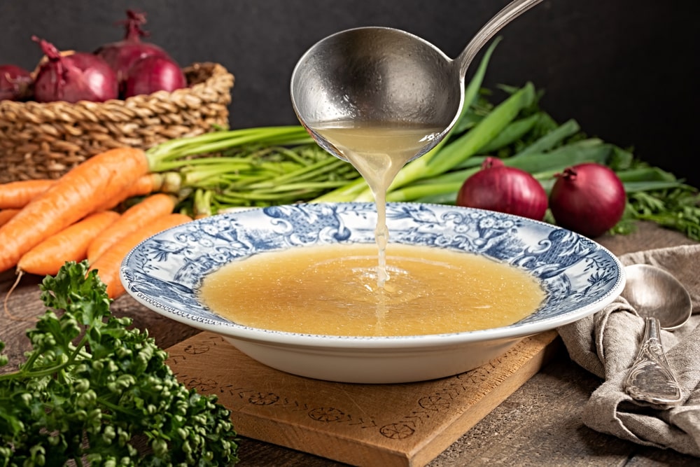 Easy Chicken Broth