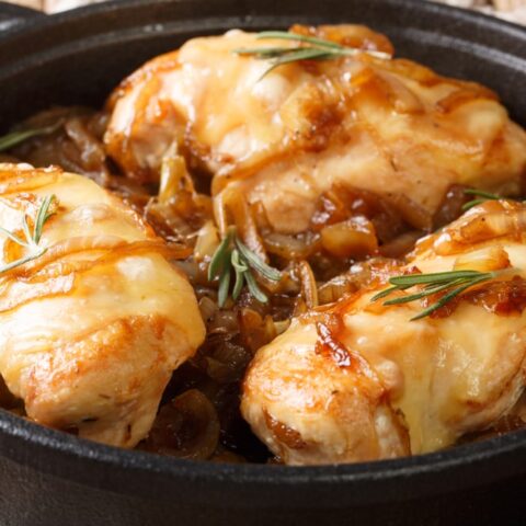 Easy Crock Pot French Onion Chicken