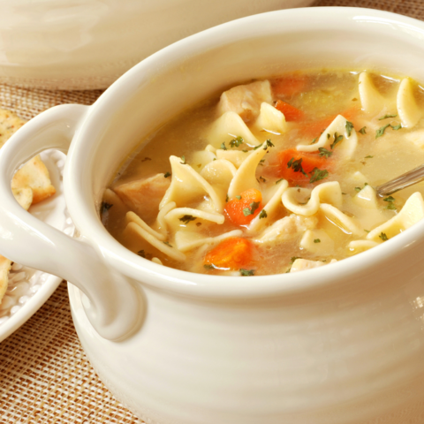 Easy Crockpot Chicken Noodle Soup