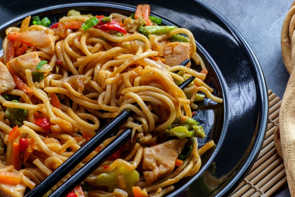 Easy Chicken Lo Mein