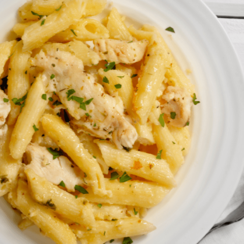 Easy Crockpot Olive Garden Chicken Pasta