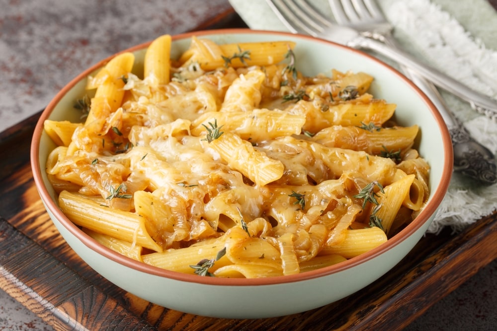 Easy Crockpot Buffalo Chicken Pasta