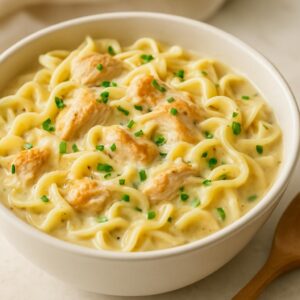 Crockpot Creamy Chicken and Noodles