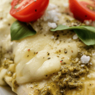 Low Carb Chicken Pesto Bake