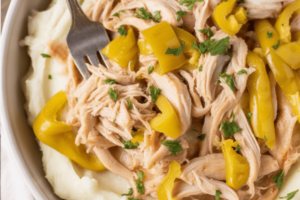 Crockpot Mississippi Chicken