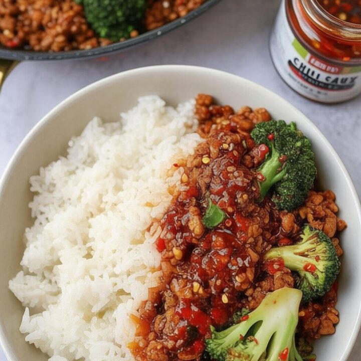 Chili Garlic Ground Chicken and Broccoli